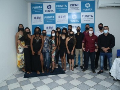 Foto 3 de 3 - Colação de Grau Licenciatura Educação Física