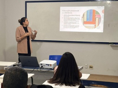 Foto 1 de 5 - Curso de capacitação para professores da FUNITA: