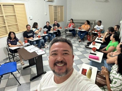 Foto 3 de 4 - Reunião Acadêmica de Encerramento ISEMI/FUNITA