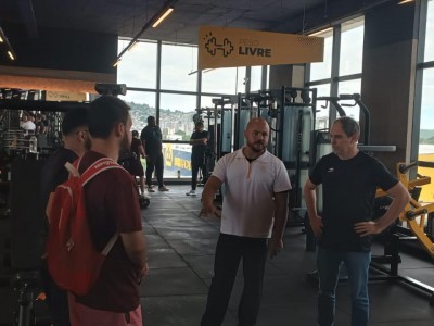 Foto 5 de 19 - Aula de Musculação II do Professor Rude tem visita técnica na academia Smart Fitt