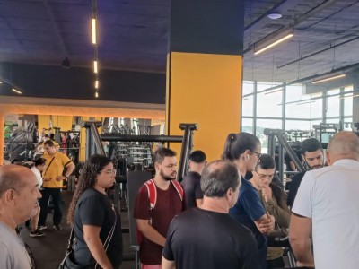 Foto 13 de 19 - Aula de Musculação II do Professor Rude tem visita técnica na academia Smart Fitt
