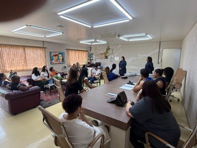 Foto 2 de 10 - Visita técnica dos alunos dos cursos de Educação Física e Terapia Ocupacional ao CENOM - NATIVIDADE.